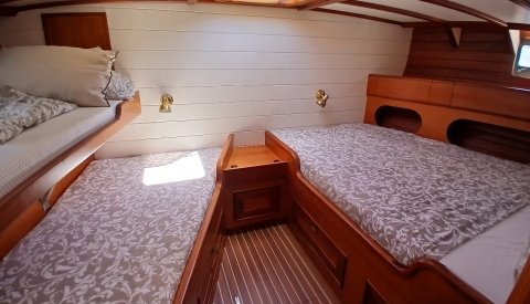 Buddha Boat